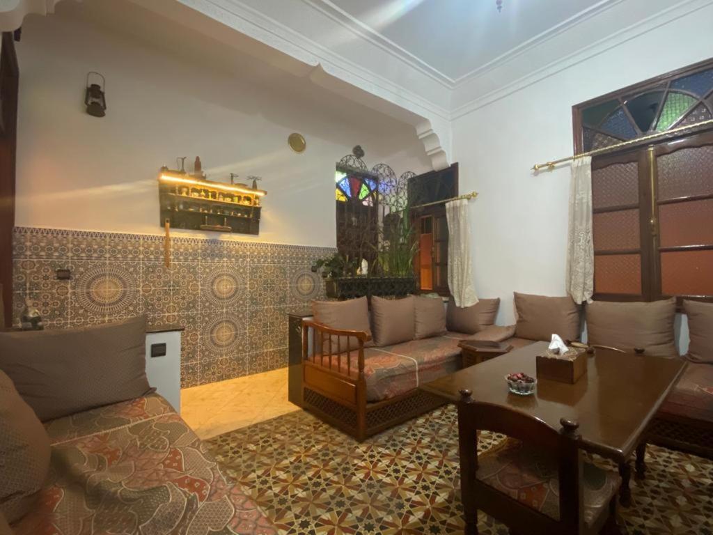 Appartement Meuble 5 Personnes En Plein Centre Ville Рабат Экстерьер фото